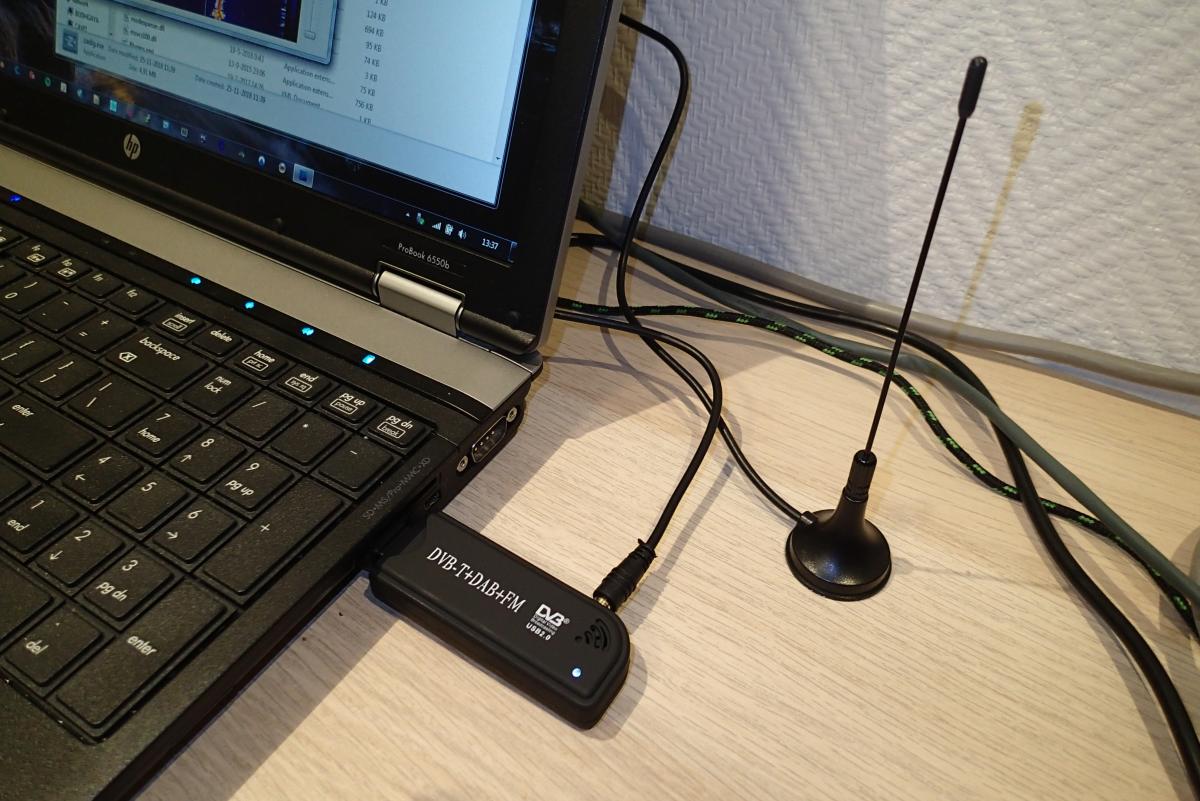 Software Defined (RTL-SDR) USB Dongle | blog